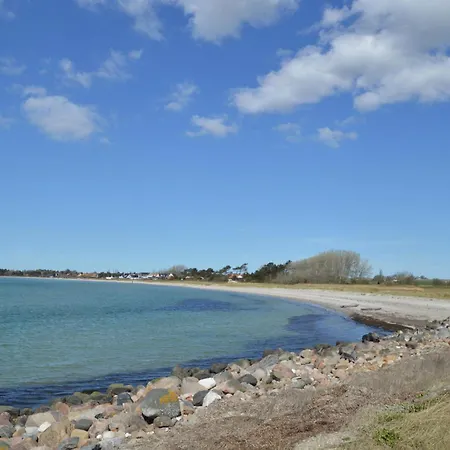 Havnehusene, Lejl 50 斯莱格思